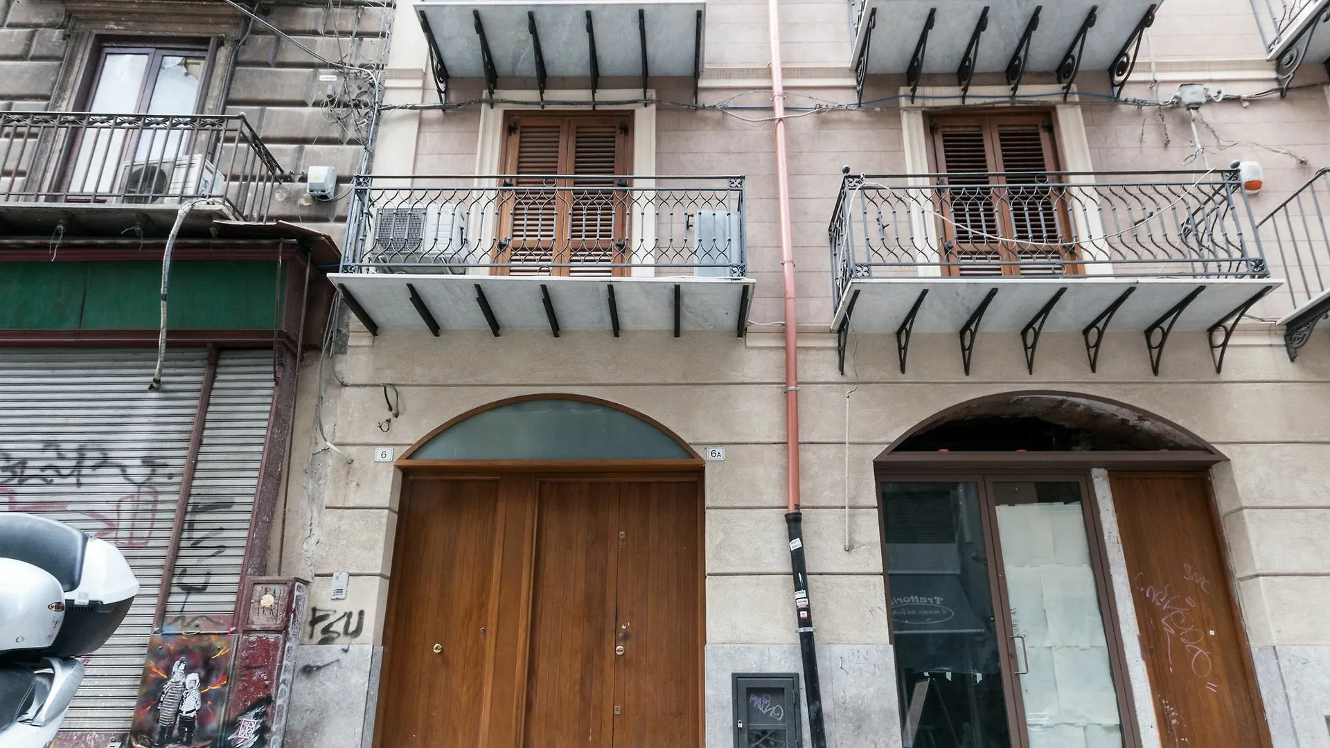 Kasavucciria Apartment Palermo 0*,  Italy